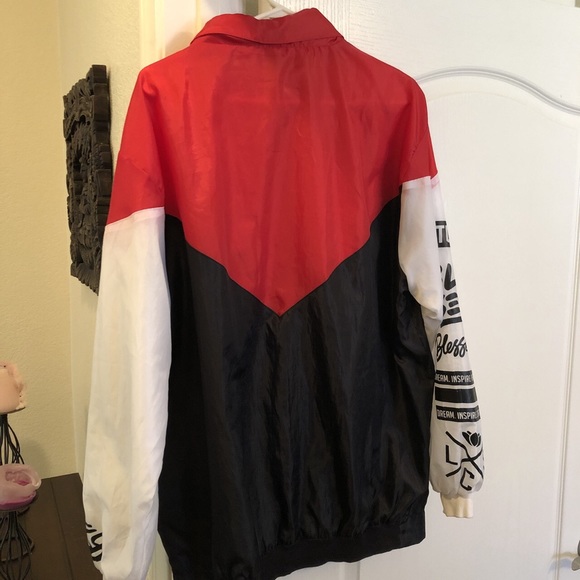 Lotus windbreaker - Picture 3 of 4